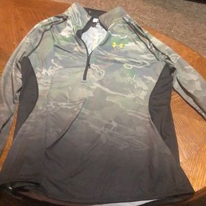 Camo pullover